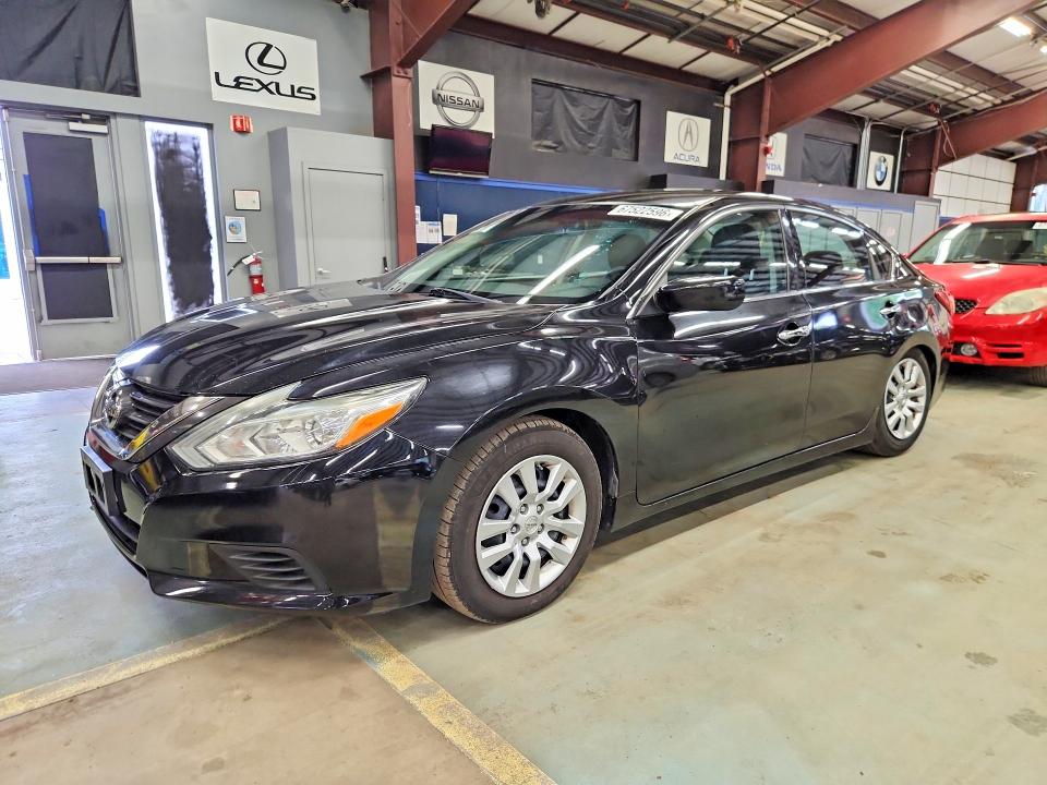 2016 Nissan Altima მანქანა იყიდება აუქციონზე, vin: 1N4AL3AP1GN335294, აუქციონის ნომერი: 67522596