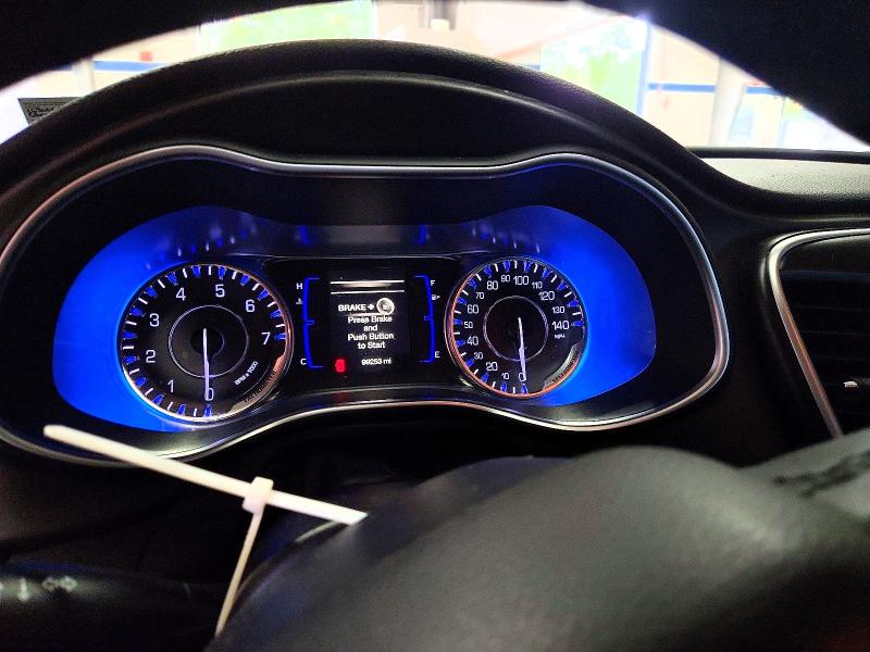 Продажа на аукционе авто 2016 Chrysler 200, vin: 1C3CCCAB2GN137349, номер лота: 71057726