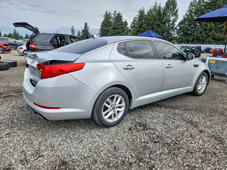 2011 Kia Optima მანქანა იყიდება აუქციონზე, vin: KNAGM4A77B5128843, აუქციონის ნომერი: 69968656