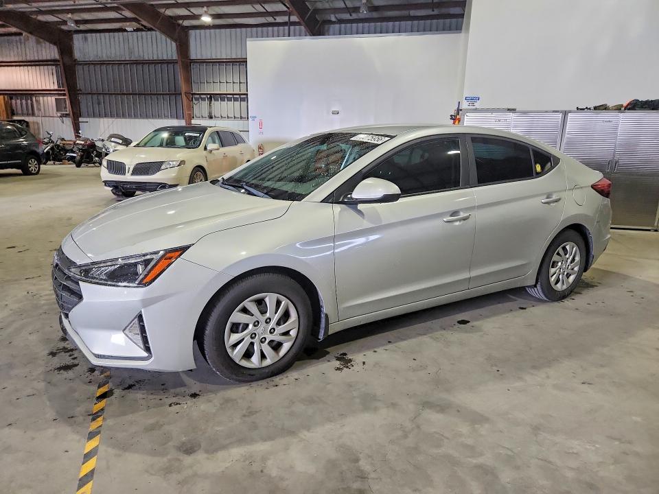 70075956 :رقم المزاد ، 5NPD74LF3LH512900 vin ، 2020 Hyundai Elantra مزاد بيع