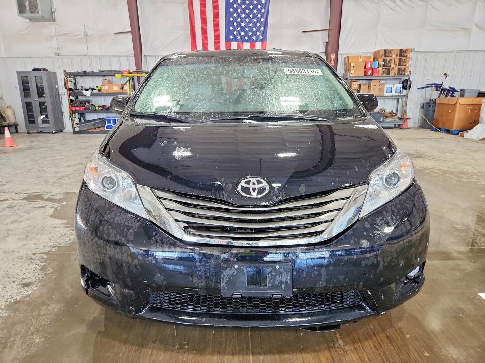 2017 Toyota Sienna მანქანა იყიდება აუქციონზე, vin: 5TDYZ3DC7HS817246, აუქციონის ნომერი: 68683146