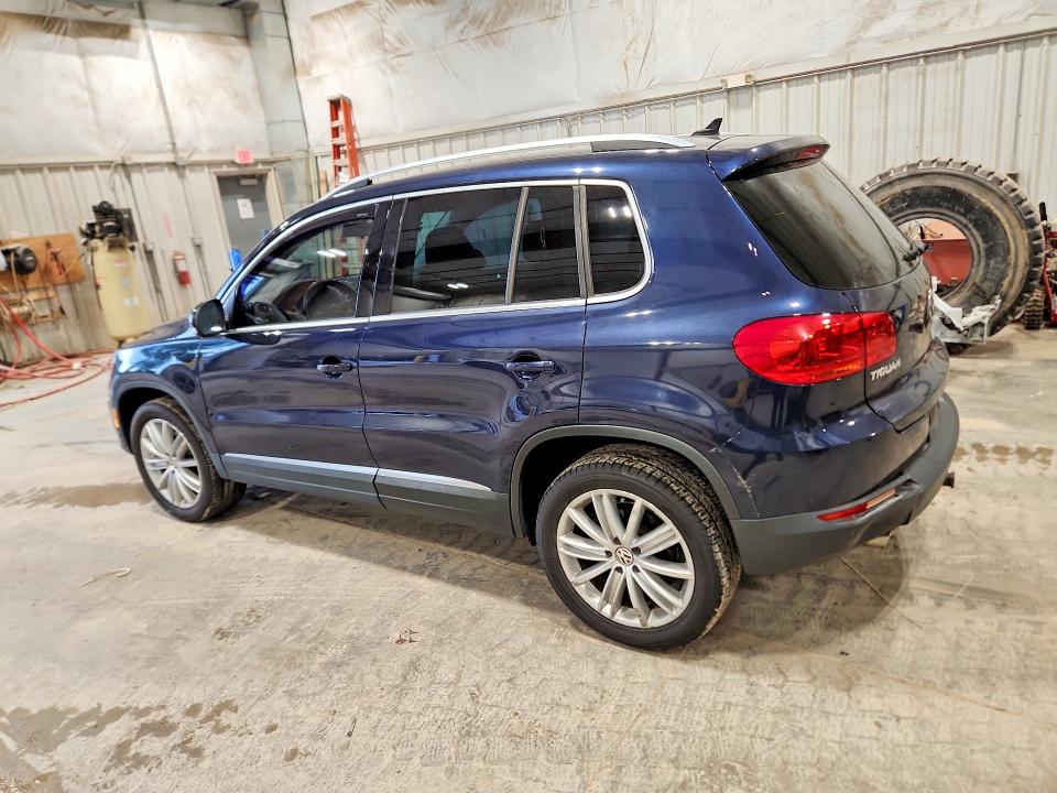 2014 Volkswagen Tiguan მანქანა იყიდება აუქციონზე, vin: WVGBV3AX1EW598333, აუქციონის ნომერი: 67838756