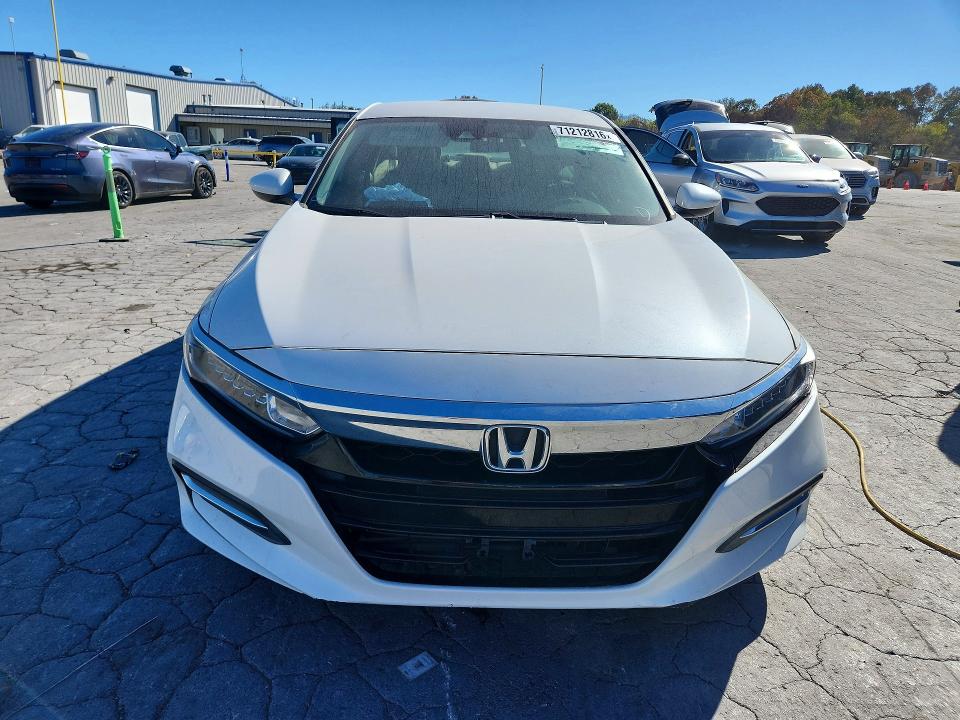 Aukcja sprzedaży 2019 Honda Accord, vin: 1HGCV3F18KA015828, numer aukcji: 71212816