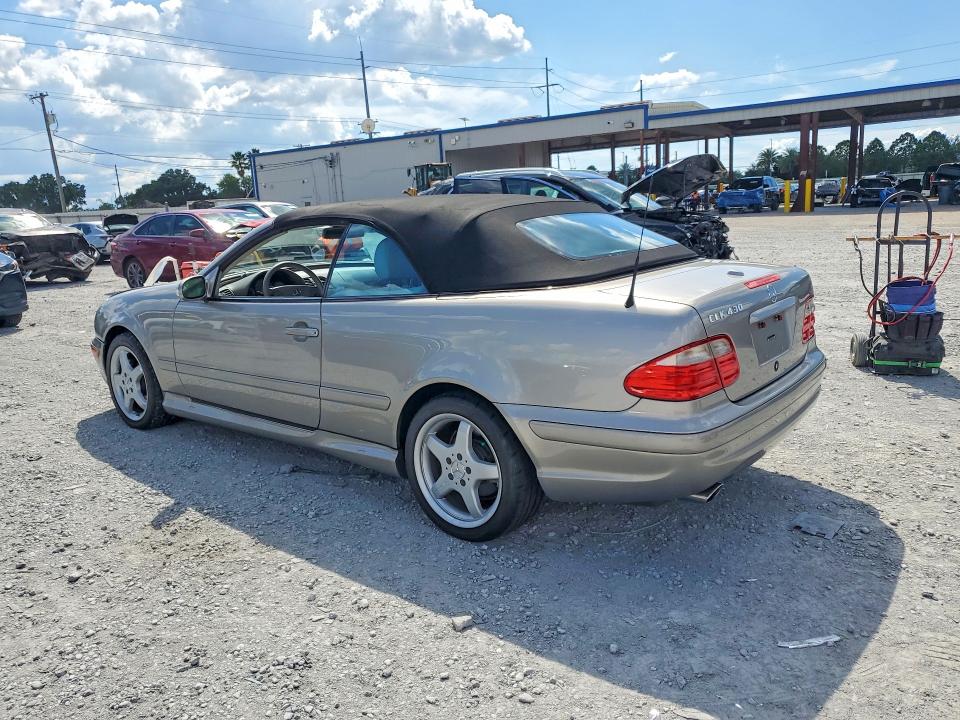 2003 Mercedes-benz Clk მანქანა იყიდება აუქციონზე, vin: WDBLK70G23T138119, აუქციონის ნომერი: 69757706