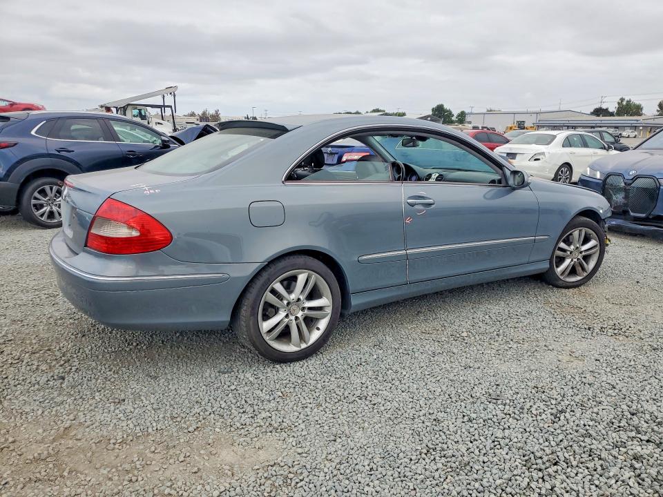 69182636 :رقم المزاد ، WDBTJ56H76F200477 vin ، 2006 Mercedes-benz Clk مزاد بيع