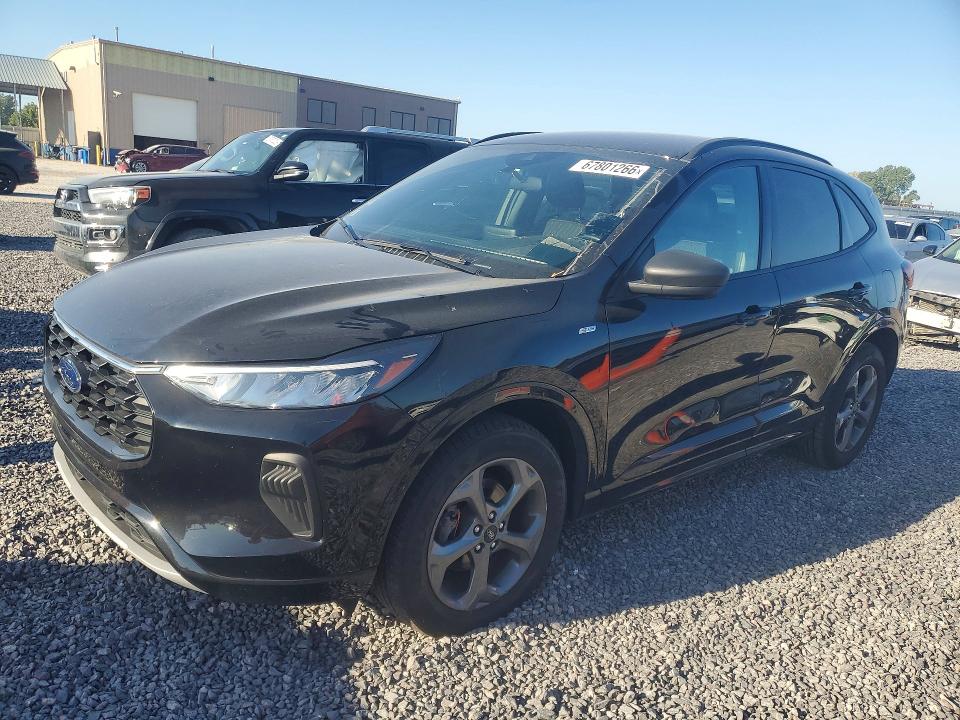 Продажа на аукционе авто 2023 Ford Escape, vin: 1FMCU9MN7PUA63042, номер лота: 67801266