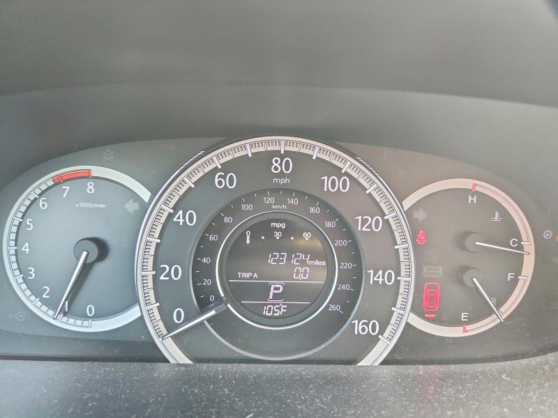 Продажа на аукционе авто 2015 Honda Accord, vin: 1HGCR2F81FA232588, номер лота: 69411336