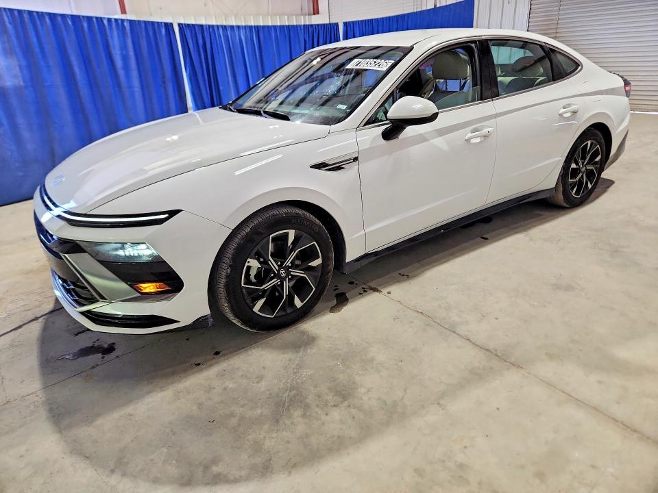 Auction sale of the 2025 Hyundai Sonata, vin: KMHL64JA4SA513643, lot number: 71035226