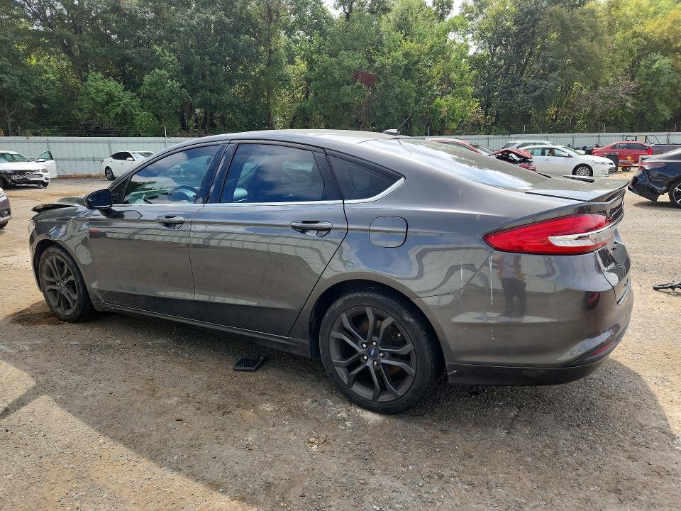 67207856 :رقم المزاد ، 3FA6P0HD2JR112657 vin ، 2018 Ford Fusion مزاد بيع