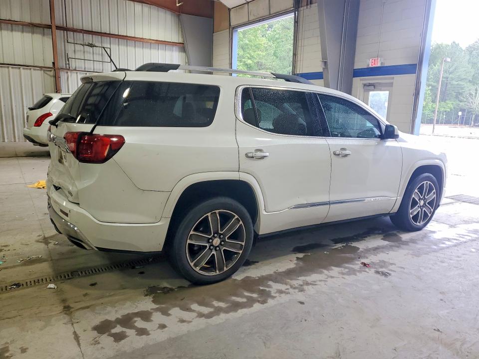 70081866 :رقم المزاد ، 1GKKNXLSXHZ191566 vin ، 2017 Gmc Acadia مزاد بيع