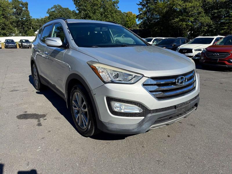 Продаж на аукціоні авто 2014 Hyundai Santa Fe Sport, vin: 5XYZUDLA8EG194804, номер лоту: 69541306