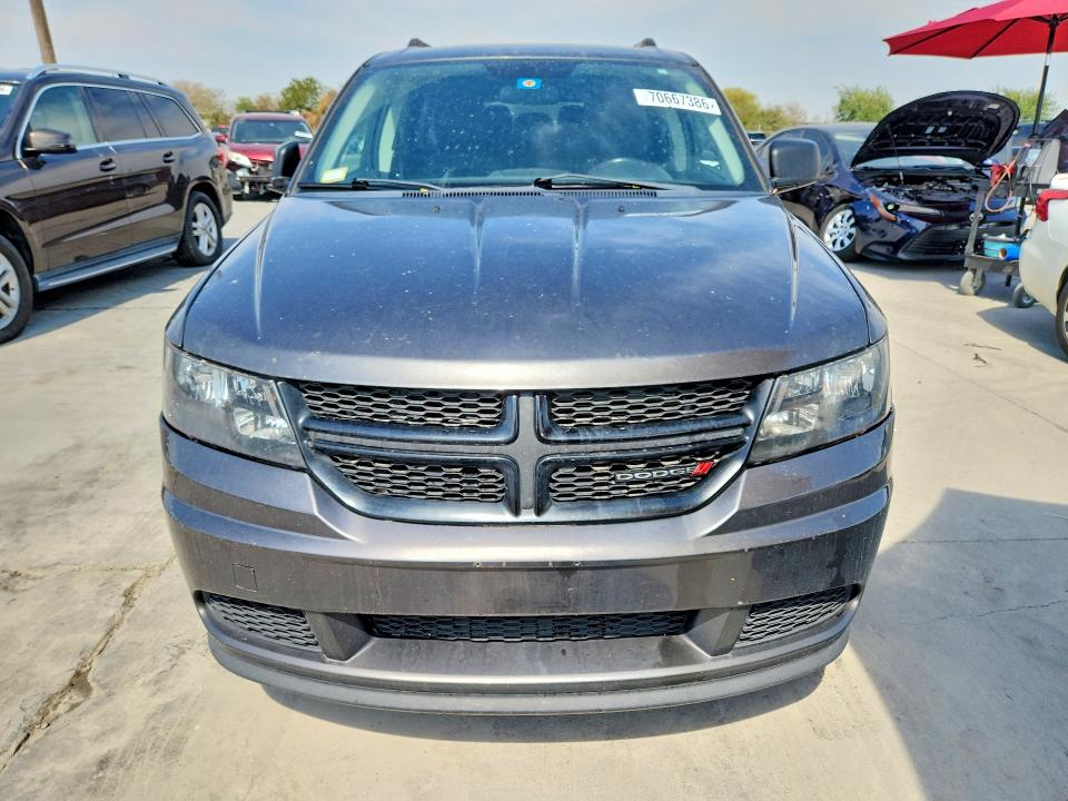 70667386 :رقم المزاد ، 3C4PDCAB3JT310975 vin ، 2018 Dodge Journey مزاد بيع