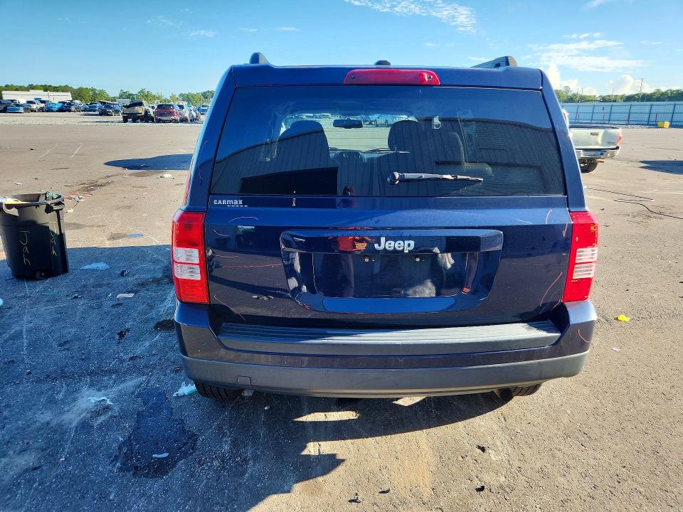 67136106 :رقم المزاد ، 1C4NJPBB9GD677349 vin ، 2016 Jeep Patriot مزاد بيع