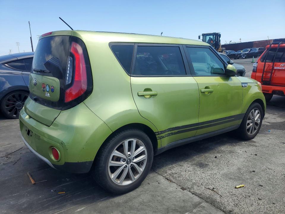 Продажа на аукционе авто 2018 Kia Soul, vin: KNDJP3A58J7888274, номер лота: 69318926