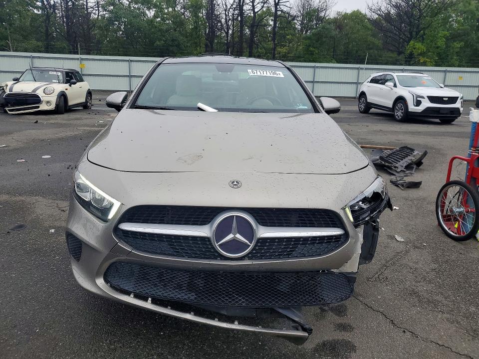 2019 Mercedes-benz A მანქანა იყიდება აუქციონზე, vin: WDD3G4FB6KW026553, აუქციონის ნომერი: 67177196