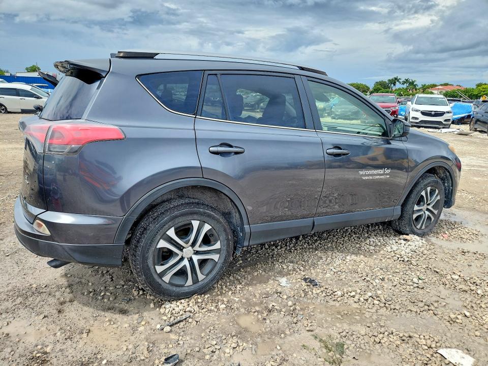 71153196 :رقم المزاد ، JTMBFREV5JD248609 vin ، 2018 Toyota Rav4 مزاد بيع