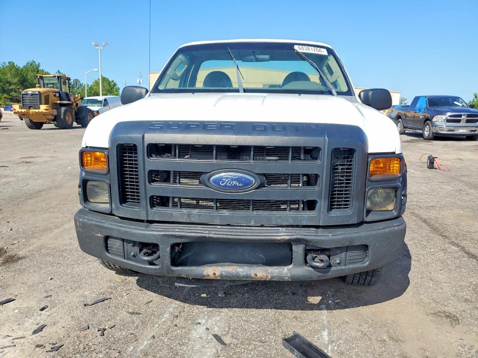 2008 Ford F250 მანქანა იყიდება აუქციონზე, vin: 1FTNF20518ED75132, აუქციონის ნომერი: 68381266