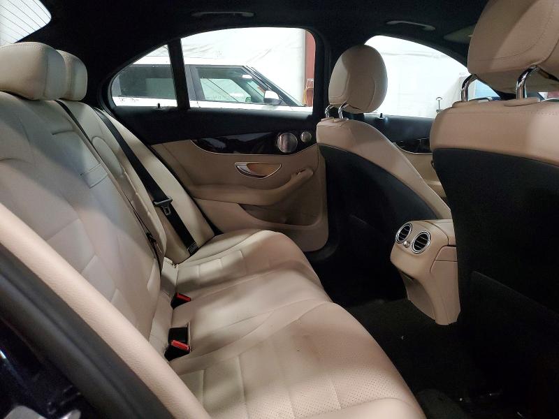 Продажа на аукционе авто 2018 Mercedes-benz C, vin: 55SWF4KB1JU261606, номер лота: 67424426