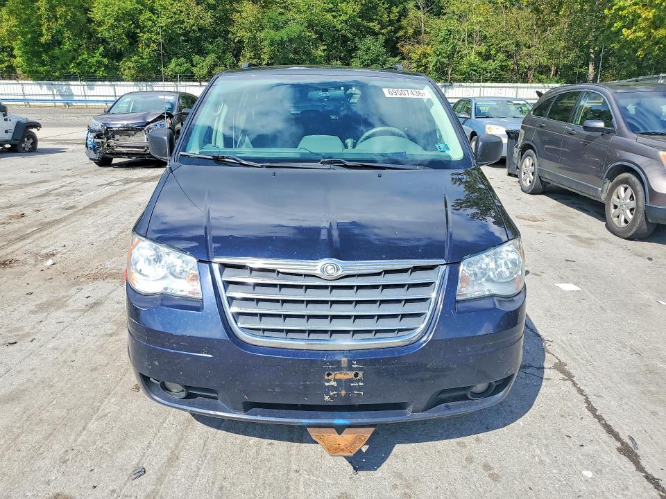 Aukcja sprzedaży 2010 Chrysler Town & Country, vin: 2A4RR2D19AR351826, numer aukcji: 69507436