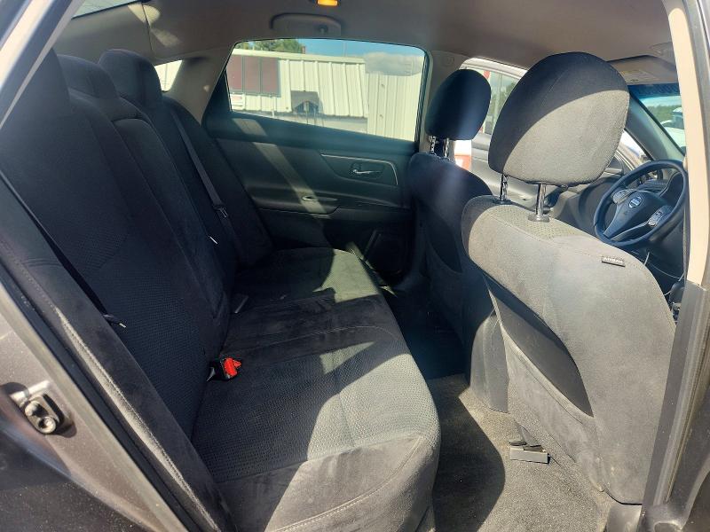 2015 Nissan Altima მანქანა იყიდება აუქციონზე, vin: 1N4AL3AP4FN396203, აუქციონის ნომერი: 69486886
