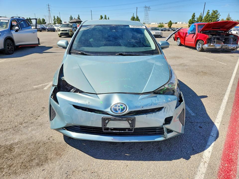Продаж на аукціоні авто 2017 Toyota Prius, vin: JTDKBRFUXH3043434, номер лоту: 70090056