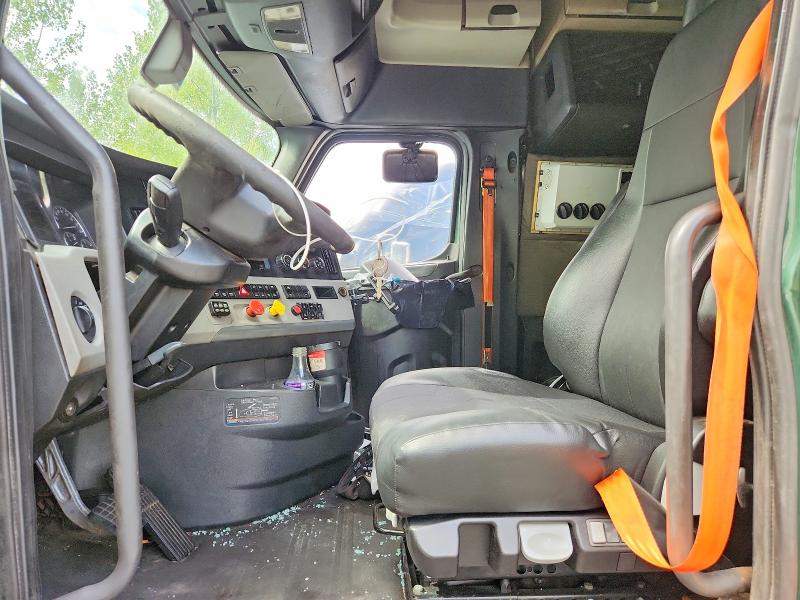67018786 :رقم المزاد ، 3AKJHHDR7JSHU5624 vin ، 2018 Freightliner Cascadia 126 مزاد بيع