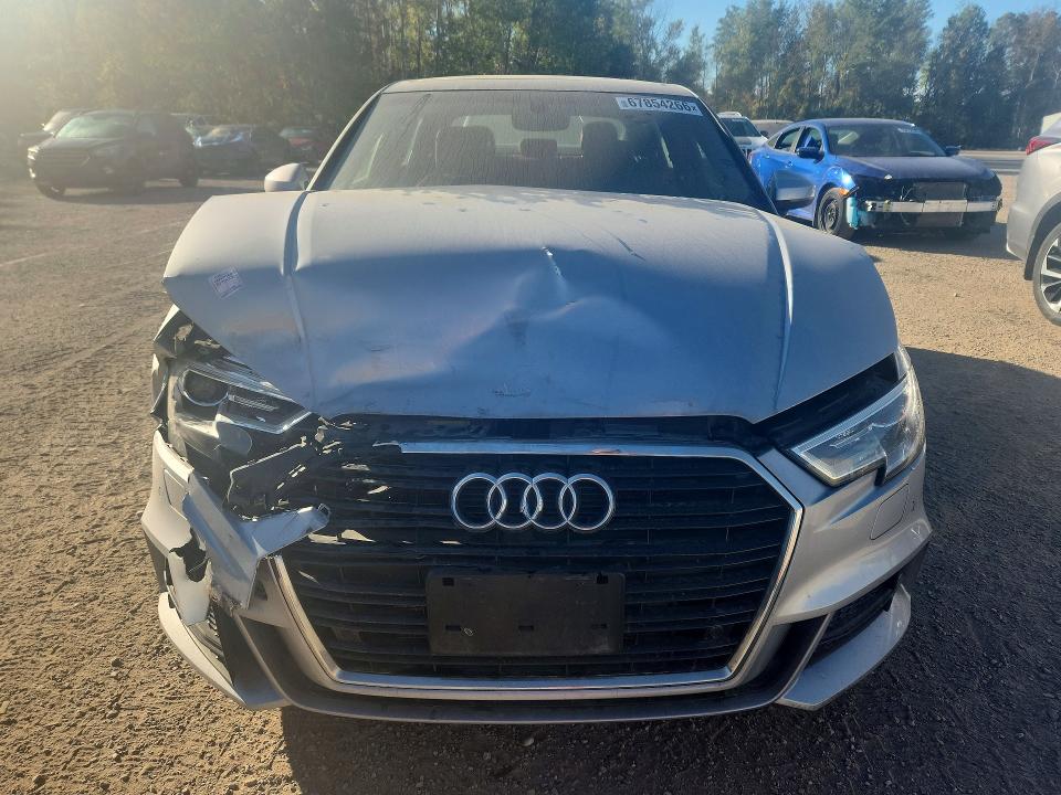 Продажа на аукционе авто 2020 Audi A3, vin: WAUJEGFF6LA013597, номер лота: 67854266