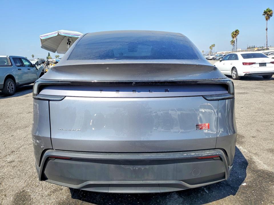 2026 Tesla Model Y მანქანა იყიდება აუქციონზე, vin: 7SAYGDEE9TF336586, აუქციონის ნომერი: 67861766