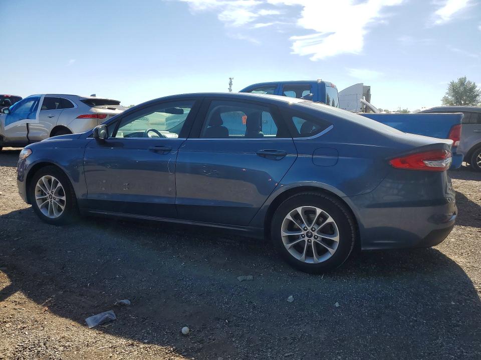 69962846 :رقم المزاد ، 3FA6P0HD5KR244264 vin ، 2019 Ford Fusion مزاد بيع