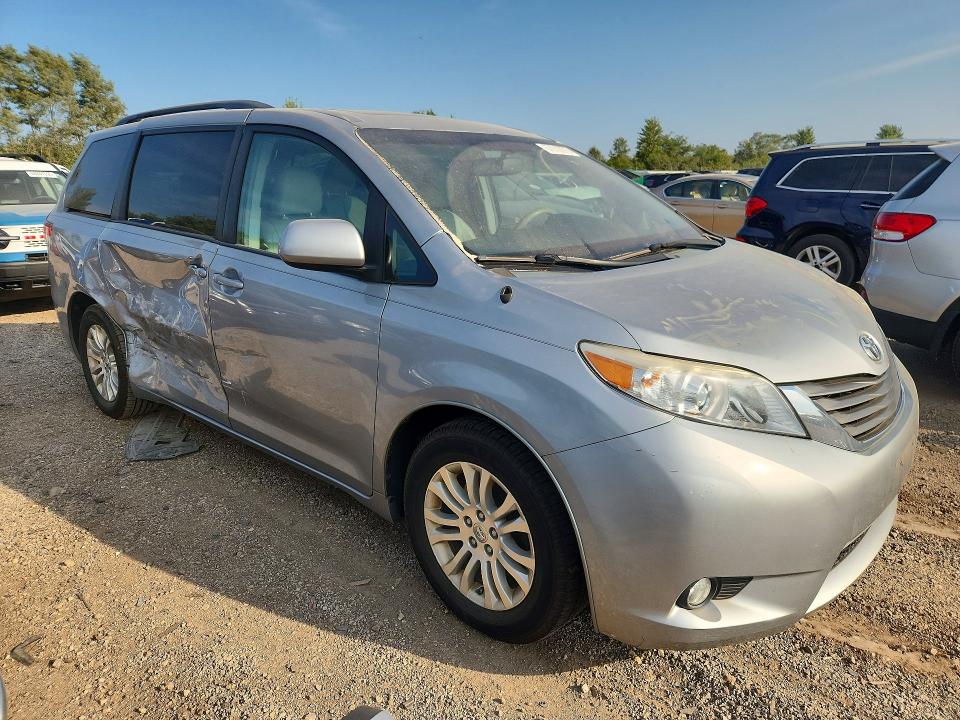 Aukcja sprzedaży 2014 Toyota Sienna, vin: 5TDYK3DC9ES513724, numer aukcji: 67012976