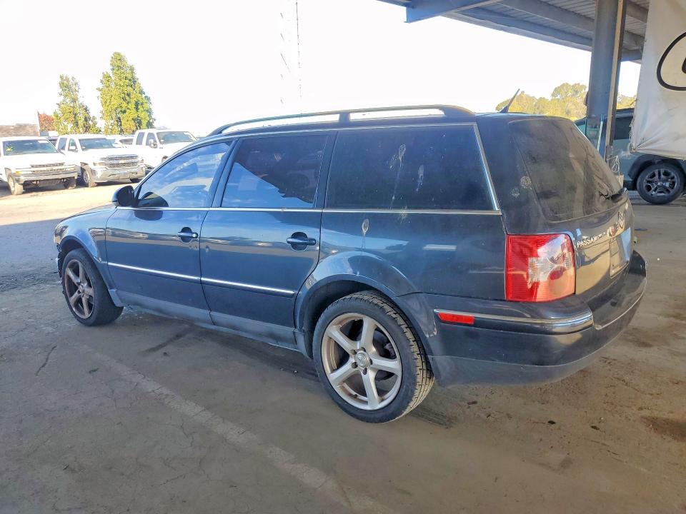 2005 Volkswagen Passat მანქანა იყიდება აუქციონზე, vin: WVWWU63B05E129879, აუქციონის ნომერი: 67922056