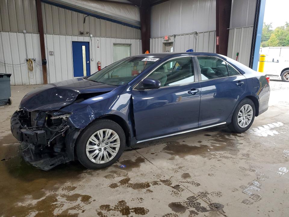 70541486 :رقم المزاد ، 4T1BF1FK9EU830543 vin ، 2014 Toyota Camry مزاد بيع
