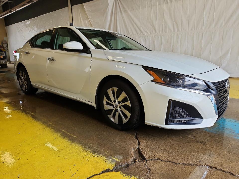 69442306 :رقم المزاد ، 1N4BL4BVXPN358614 vin ، 2023 Nissan Altima مزاد بيع