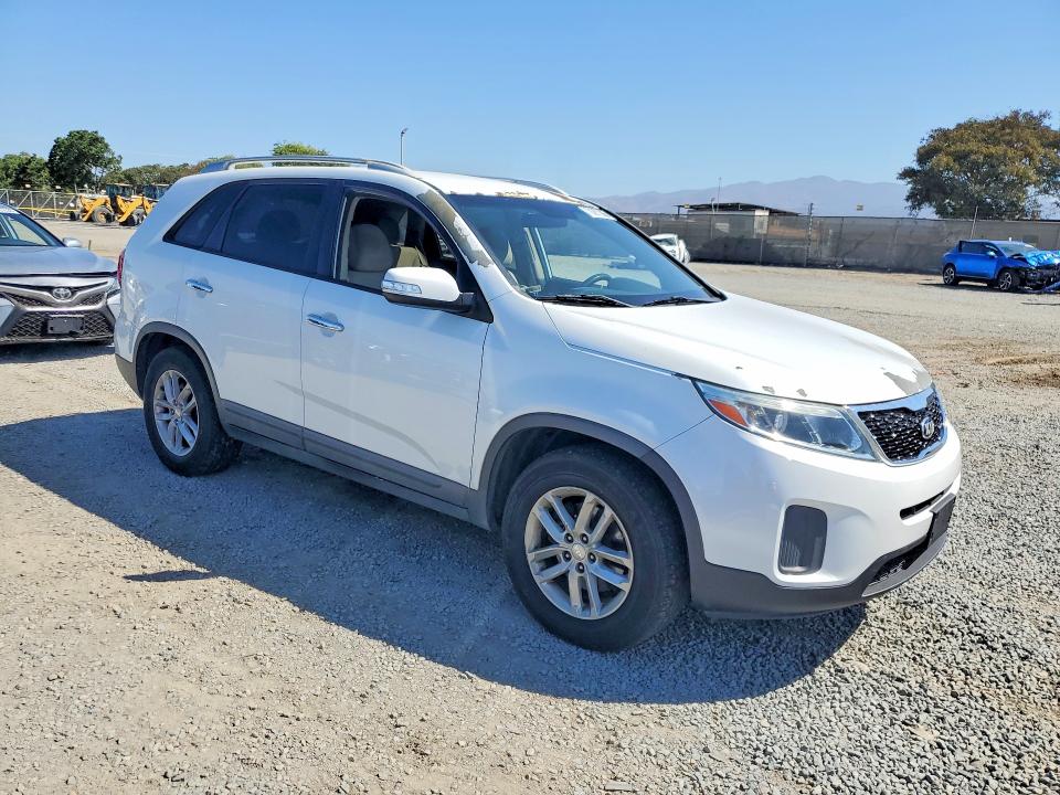 Продажа на аукционе авто 2015 Kia Sorento, vin: 5XYKT4A70FG642126, номер лота: 70067386