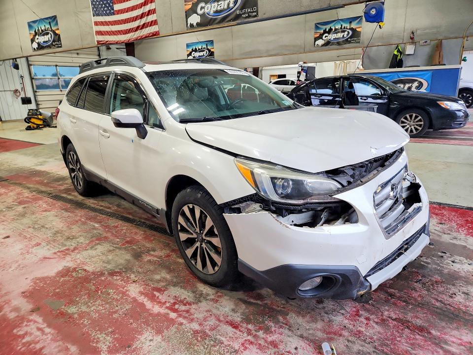 66502786 :رقم المزاد ، 4S4BSELC2F3298043 vin ، 2015 Subaru Outback مزاد بيع