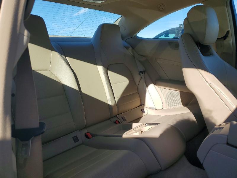 68703946 :رقم المزاد ، WDDGJ4HB0CF741118 vin ، 2012 Mercedes-benz C مزاد بيع