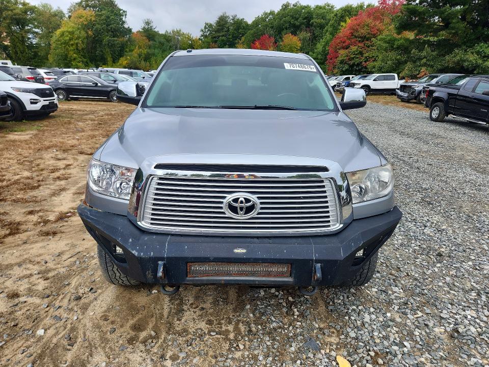 70748676 :رقم المزاد ، 5TFHY5F17CX258374 vin ، 2012 Toyota Tundra مزاد بيع