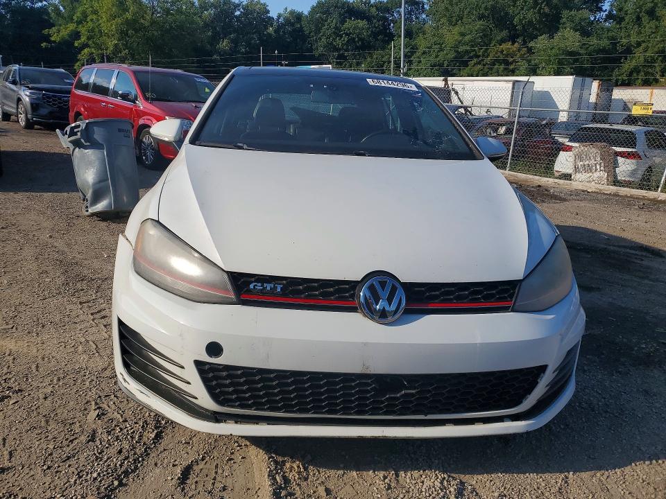 Продажа на аукционе авто 2015 Volkswagen Gti, vin: 3VW4T7AU5FM001442, номер лота: 68144296