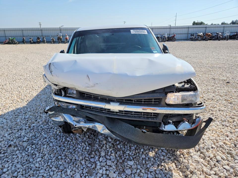 Продаж на аукціоні авто 2000 Chevrolet Silverado, vin: 1GCEC14W3YZ181538, номер лоту: 70060866
