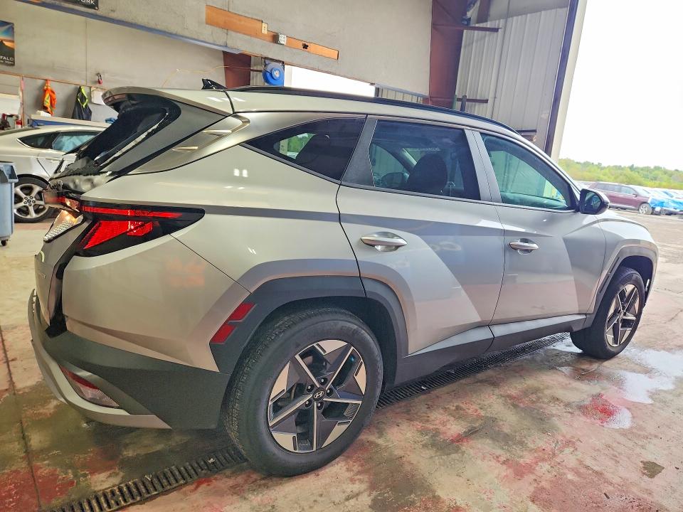 69104516 :رقم المزاد ، 5NMJBCDE0SH585204 vin ، 2025 Hyundai Tucson مزاد بيع