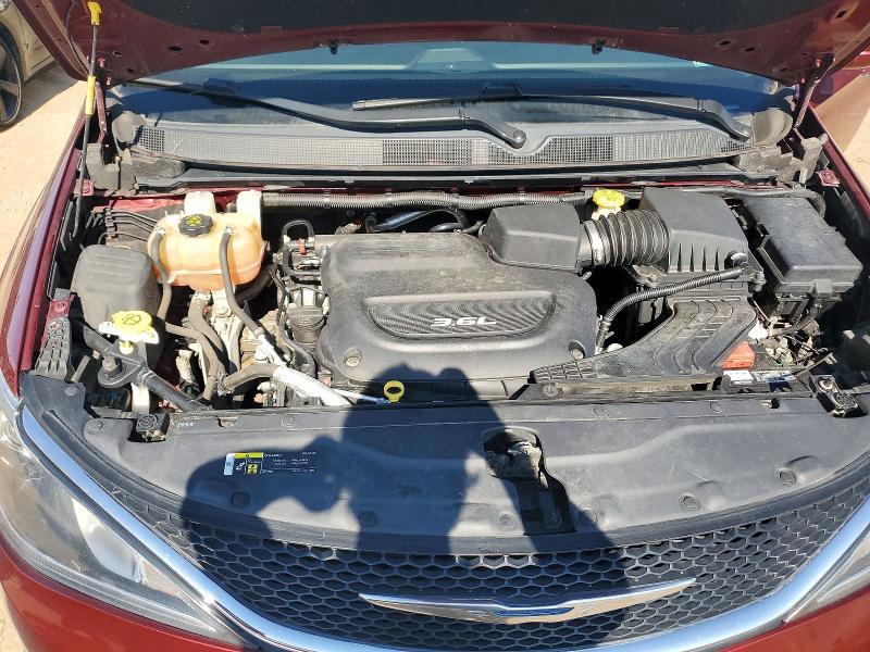 68340506 :رقم المزاد ، 2C4RC1BG1JR158076 vin ، 2018 Chrysler Pacifica مزاد بيع