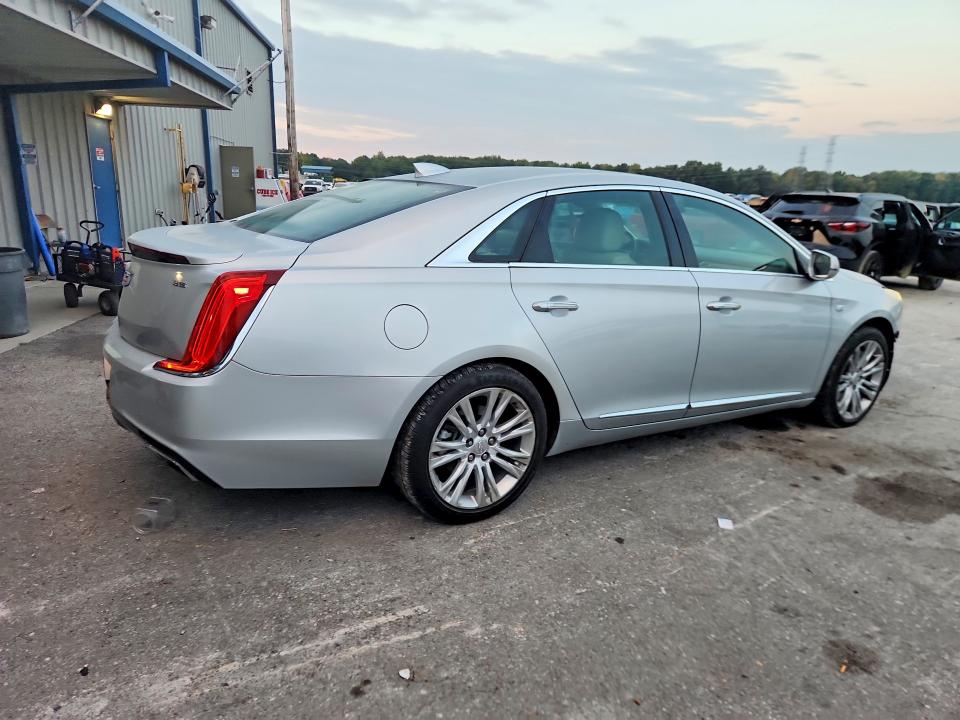 Продажа на аукционе авто 2018 Cadillac Xts, vin: 2G61N5S36J9162073, номер лота: 67900036