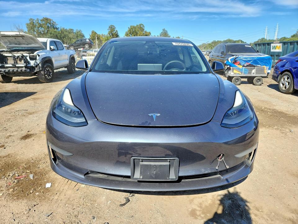Продажа на аукционе авто 2021 Tesla Model 3, vin: 5YJ3E1EA2MF923271, номер лота: 70420896