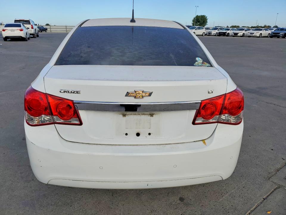 68349546 :رقم المزاد ، 1G1PF5S9XB7106853 vin ، 2011 Chevrolet Cruze مزاد بيع