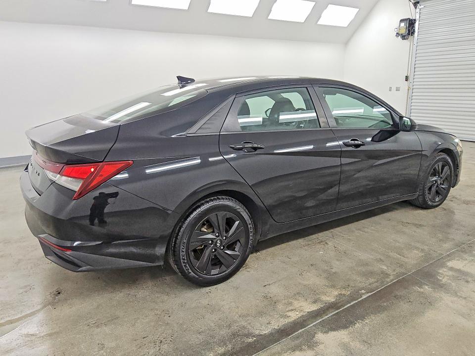 Продажа на аукционе авто 2021 Hyundai Elantra, vin: KMHLM4AG1MU194245, номер лота: 69828746