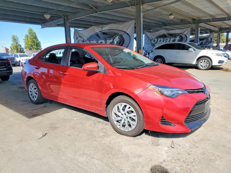 2017 Toyota Corolla მანქანა იყიდება აუქციონზე, vin: 5YFBURHE6HP702987, აუქციონის ნომერი: 68036266