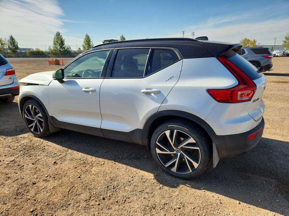 Продажа на аукционе авто 2022 Volvo Xc40, vin: YV4162UM0N2668997, номер лота: 69042926