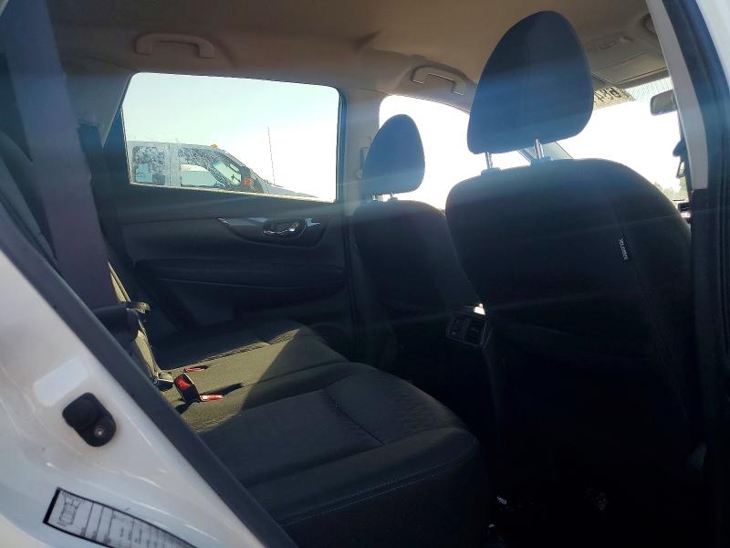 Продаж на аукціоні авто 2017 Nissan Rogue, vin: KNMAT2MT5HP527031, номер лоту: 68416436