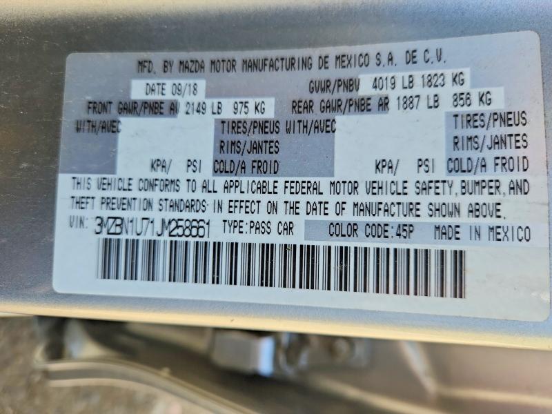 68374646 :رقم المزاد ، 3MZBN1U71JM258661 vin ، 2018 Mazda 3 مزاد بيع