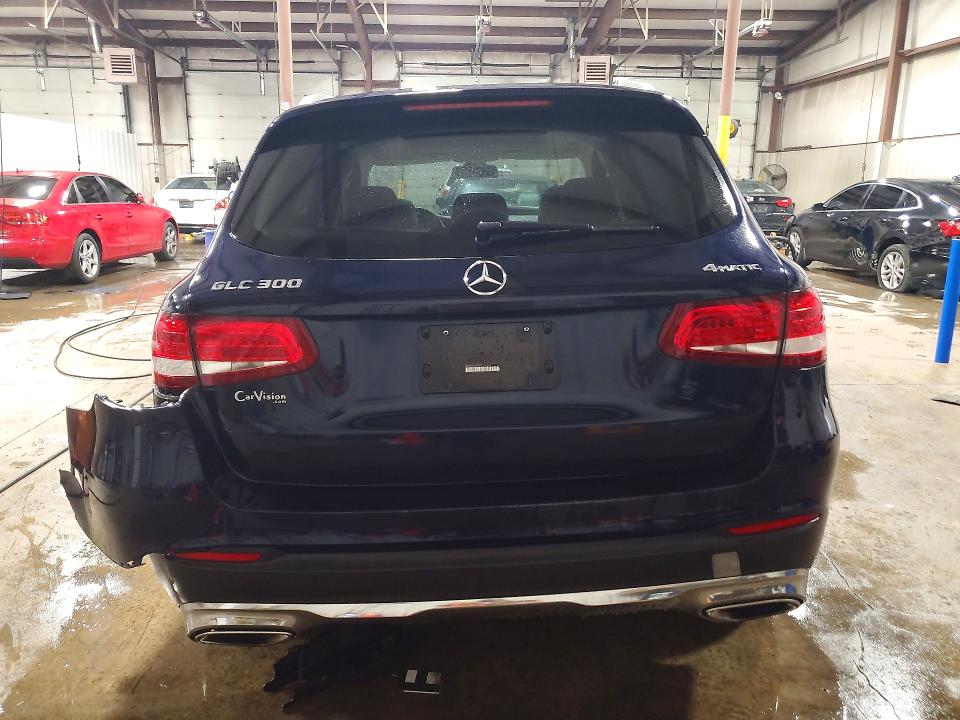 2017 Mercedes-benz Glc მანქანა იყიდება აუქციონზე, vin: WDC0G4KBXHF115287, აუქციონის ნომერი: 70608036